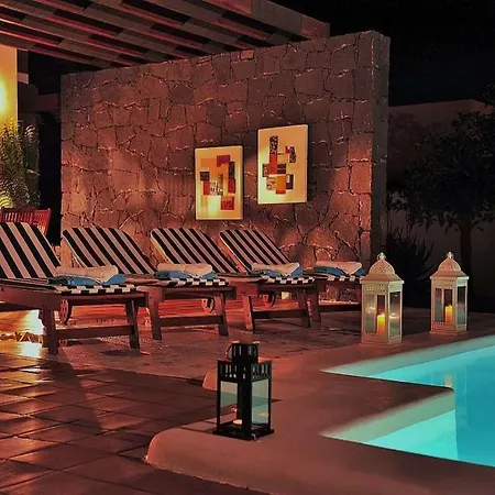 别墅 Playa Blanca Sleeps 4 Pool Wifi