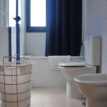 Playa Blanca Sleeps 4 Pool Wifi Villa *