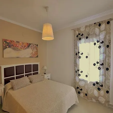 Villa Playa Blanca Sleeps 4 Pool Wifi