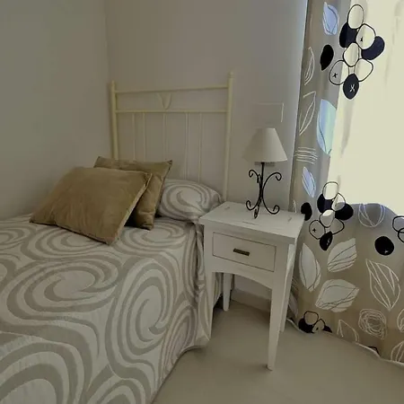 Playa Blanca Sleeps 4 Pool Wifi Villa *