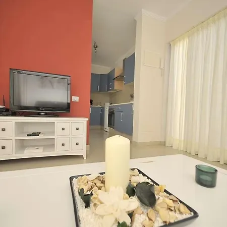 Playa Blanca Sleeps 4 Pool Wifi فيلة